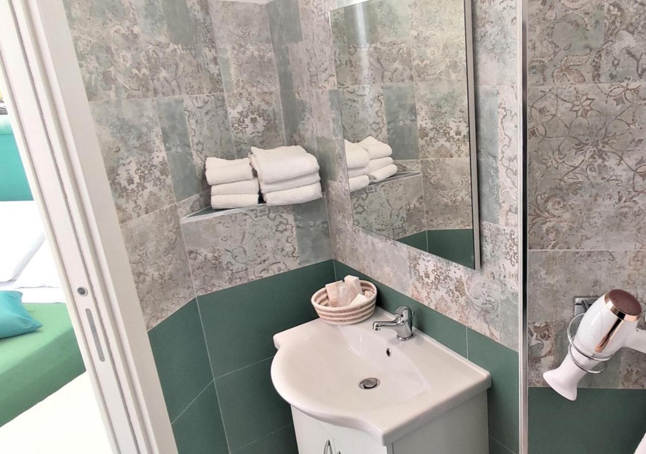 B&B Di Girolamo Lido Di Fondi Luaran gambar
