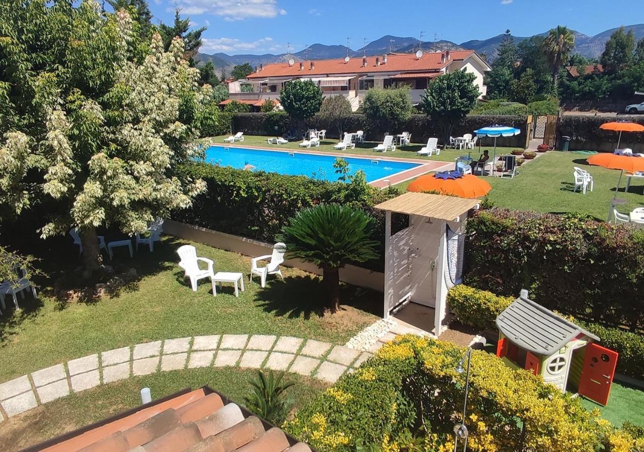 B&B Di Girolamo Lido Di Fondi Luaran gambar